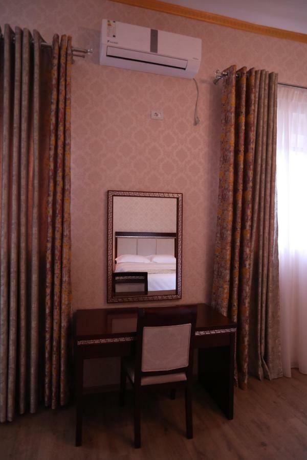 British Hotel Pogradec Exterior photo